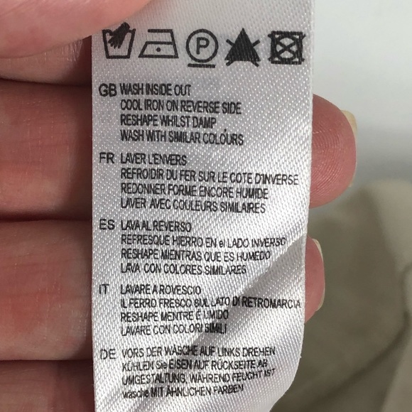 Yumi Embroidered Lace Overlay Red Cream Dress 4 - Picture 6 of 8